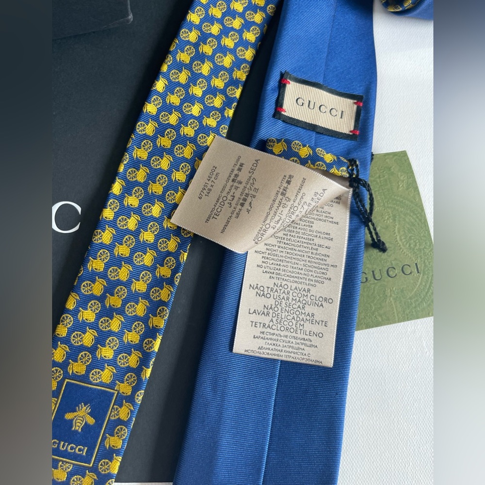 Authentic NewGucci 'Lemon Gucci' Jacquard Silk Tie - Picture 5 of 13